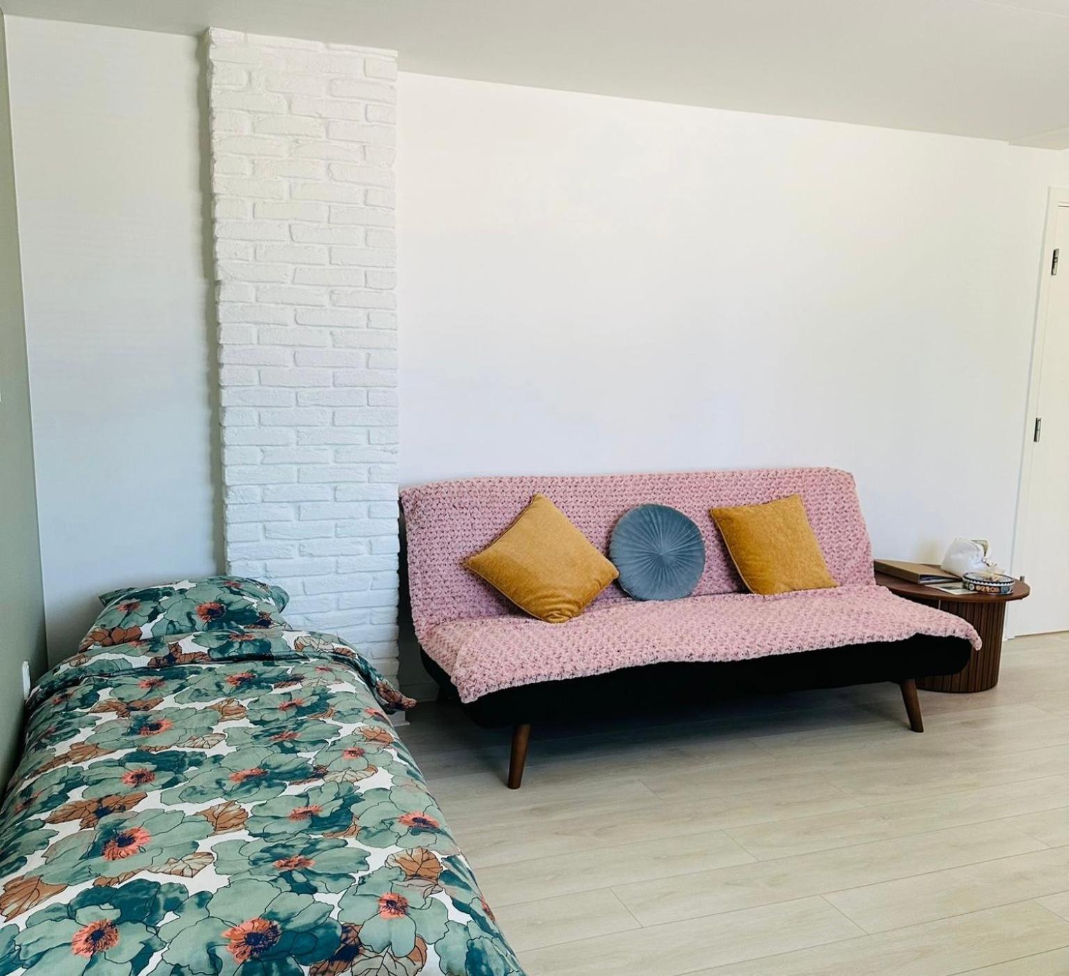 5 Minute Walk To Lego House - 50M2 Cozy Apartment- D Unit Billund Rum bild